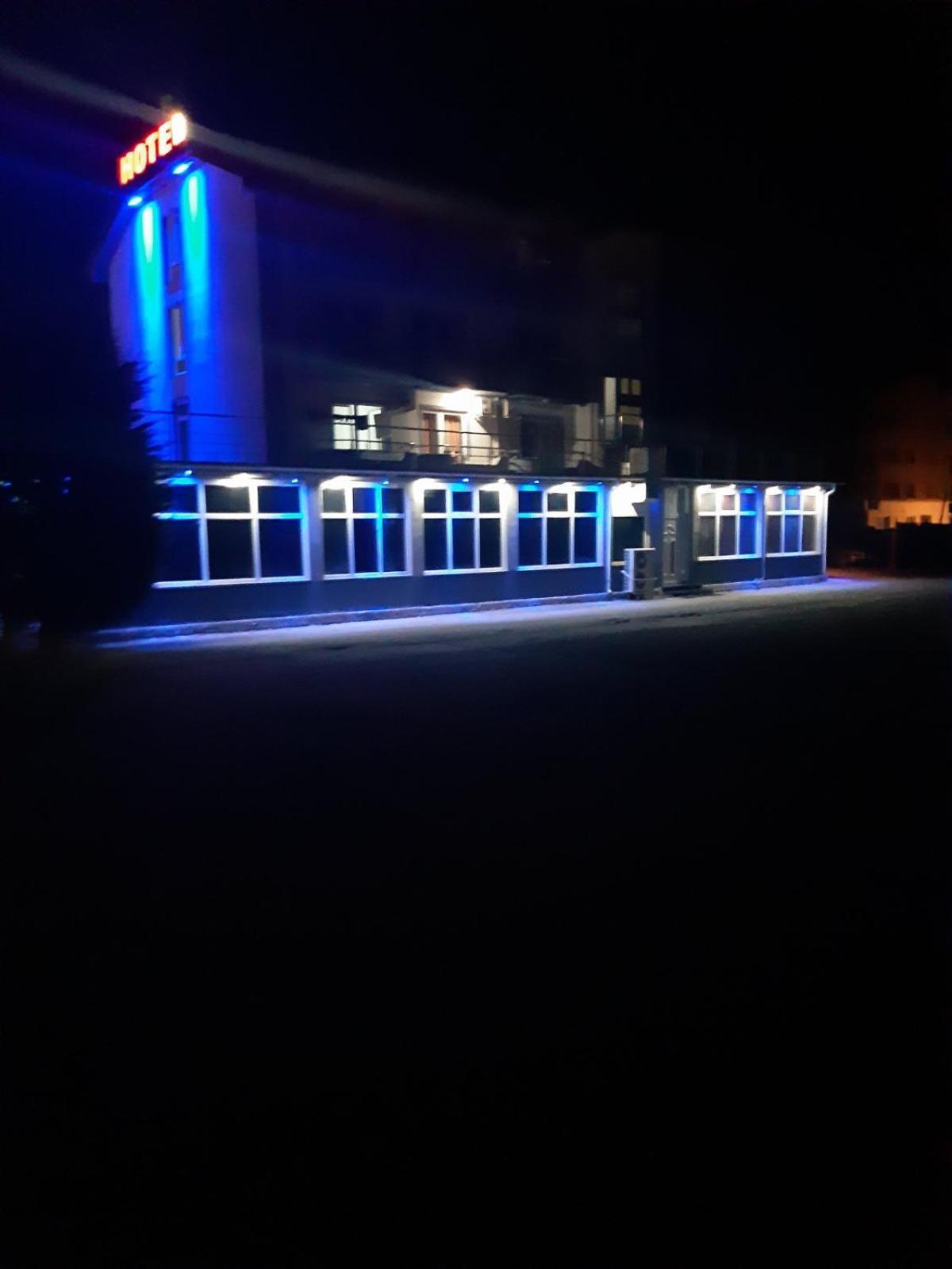 Hotel Ariston Струга Экстерьер фото