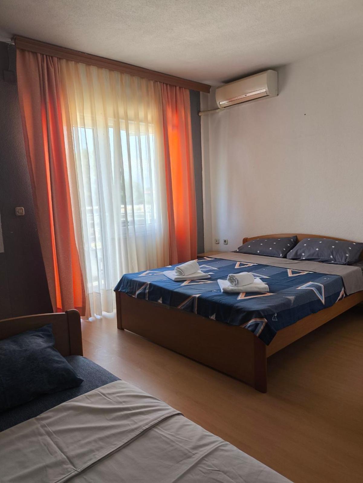 Hotel Ariston Струга Экстерьер фото