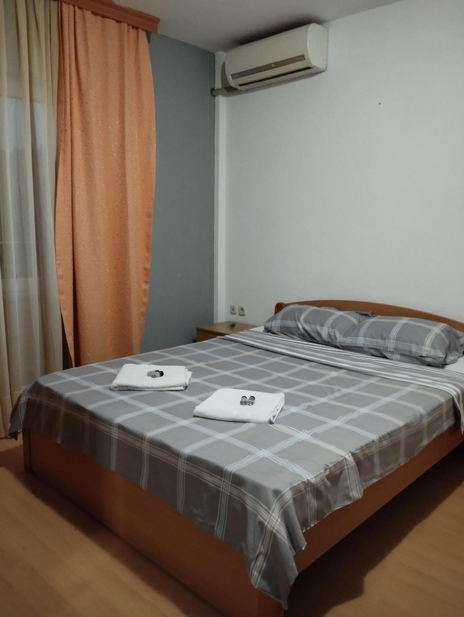 Hotel Ariston Струга Экстерьер фото